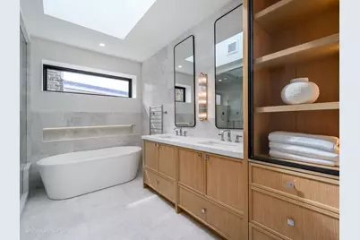 3714 N Claremont Avenue, Chicago, IL 60618 - Photo 18