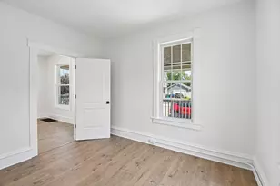 411 Leach Ave, Joliet, IL 60432 - Photo 12