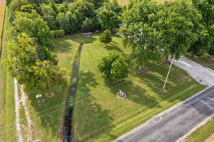 8015 Brubaker Rd, Iuka, IL 62849 - Photo 68