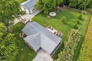 8015 Brubaker Rd, Iuka, IL 62849 - Photo 46