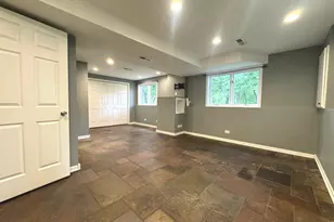 951 Irving Ave, Woodstock, IL 60098 - Photo 12