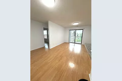 2048 N Rand Road #202, Palatine, IL 60074 - Photo 2