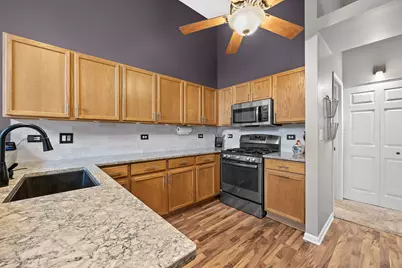 347 Gladstone Lane, Elgin, IL 60120 - Photo 12