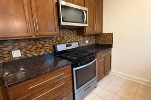 7733 N Marshfield Ave, Chicago, IL 60626 - Photo 10
