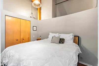 1935 N Fairfield Avenue #402, Chicago, IL 60647 - Photo 14