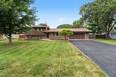 155 Kay Street, Manhattan, IL 60442 - Photo 1