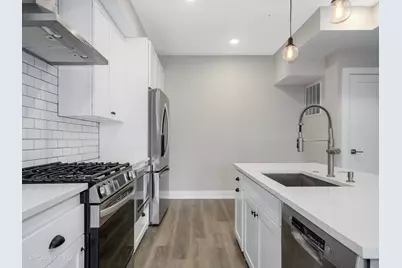 261 Washington Boulevard #305, Oak Park, IL 60304 - Photo 6