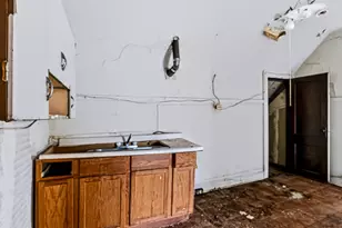 11723 S Stewart Ave, Chicago, IL 60628 - Photo 18