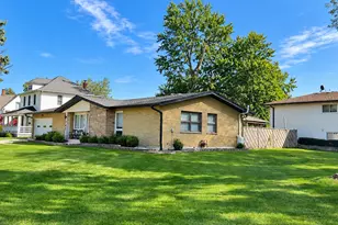 141 W Army Trail Blvd, Addison, IL 60101 - Photo 4