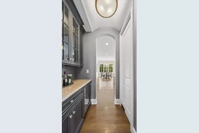 1561 Hawthorne Lane, Wheaton, IL 60189 - Photo 8