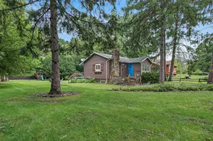 27686 W Rowe Ave, Spring Grove, IL 60081 - Photo 1
