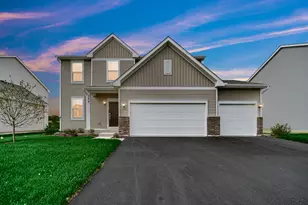 349 Danforth Dr, Oswego, IL 60543 - Photo 2