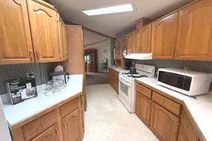 383 Marigold Cir, Matteson, IL 60443 - Photo 4