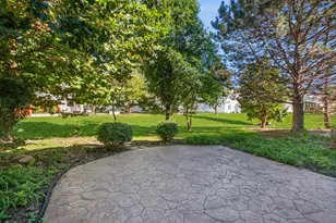 665 Meadowdale Dr, Romeoville, IL 60446 - Photo 24