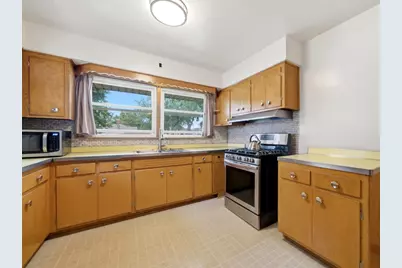 3801 St Charles Road, Bellwood, IL 60104 - Photo 12