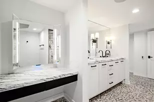 200 E Delaware Pl, Chicago, IL 60611 - Photo 36