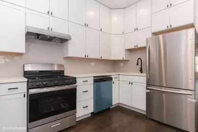 2843 W Fletcher Street, Chicago, IL 60618 - Photo 4