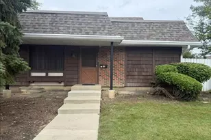 5560 Court F, Hanover Park, IL 60133 - Photo 1
