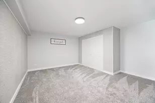 391 Copper Springs Ln, Elgin, IL 60124 - Photo 34