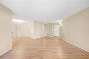 9810 Mill Dr W, Palos Park, IL 60464 - Photo 4
