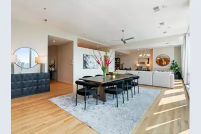 500 W Superior Street #2401, Chicago, IL 60654 - Photo 16