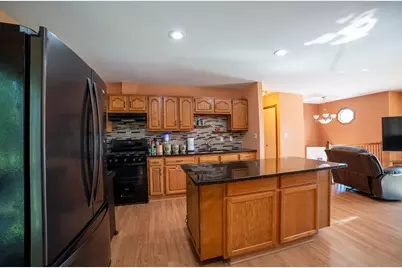526 Carolyn Lane, Lake Holiday, IL 60552 - Photo 10