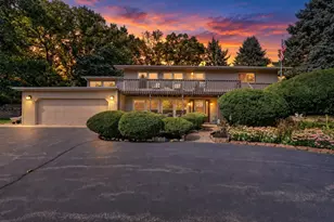 5751 Heatherwood Ln, Rockford, IL 61109 - Photo 1