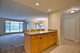 875 E 22nd St, Lombard, IL 60148 - Photo 18