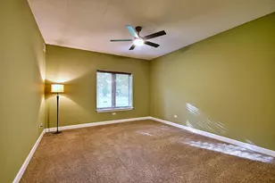 875 E 22nd St, Lombard, IL 60148 - Photo 24