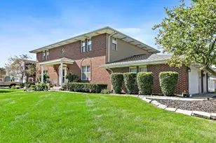 15410 Le Claire Ave, Oak Forest, IL 60452 - Photo 2