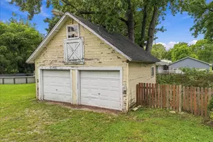 16 Grove St, Bristol, IL 60512 - Photo 38