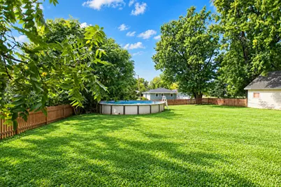 16 Grove Street, Bristol, IL 60512 - Photo 6
