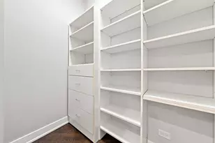 1314 N Cleveland Ave, Chicago, IL 60610 - Photo 18