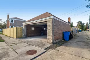 7659 S Hoyne Ave, Chicago, IL 60620 - Photo 34