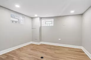7659 S Hoyne Ave, Chicago, IL 60620 - Photo 26