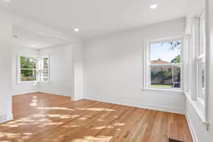 7659 S Hoyne Ave, Chicago, IL 60620 - Photo 6