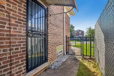 7659 S Hoyne Avenue, Chicago, IL 60620 - Photo 28