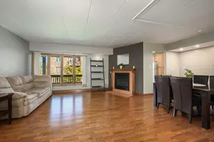 17242 Ridgeland Ave, Tinley Park, IL 60477 - Photo 4