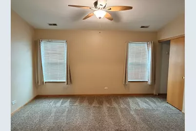3400 Blue Ridge Drive, Carpentersville, IL 60110 - Photo 12