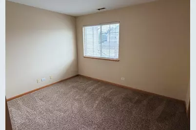 3400 Blue Ridge Drive, Carpentersville, IL 60110 - Photo 14