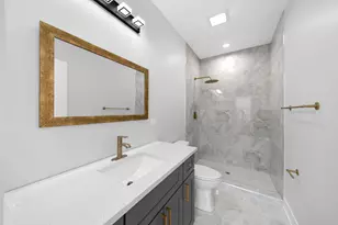 4241 W Walton St, Chicago, IL 60651 - Photo 12