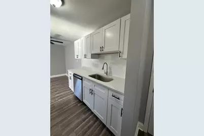151 W 63rd Street #F101, Westmont, IL 60559 - Photo 4
