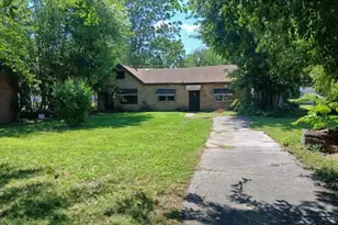 1833 170th St, Hazel Crest, IL 60429 - Photo 1