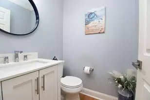 636 Stirling Ln, Prospect Heights, IL 60070 - Photo 16
