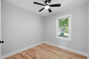 1309 Howard Ave, Berkeley, IL 60163 - Photo 8