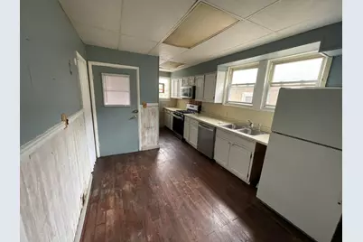 4921 N Moody Avenue, Chicago, IL 60630 - Photo 8