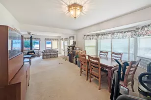 58 N Lake Ave, Fox Lake, IL 60020 - Photo 6
