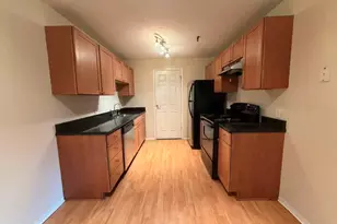 1340 Brook St, Saint Charles, IL 60174 - Photo 6