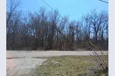 36245 N Green Bay Road, Waukegan, IL 60087 - Photo 2
