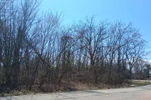 36245 N Green Bay Rd, Waukegan, IL 60087 - Photo 1